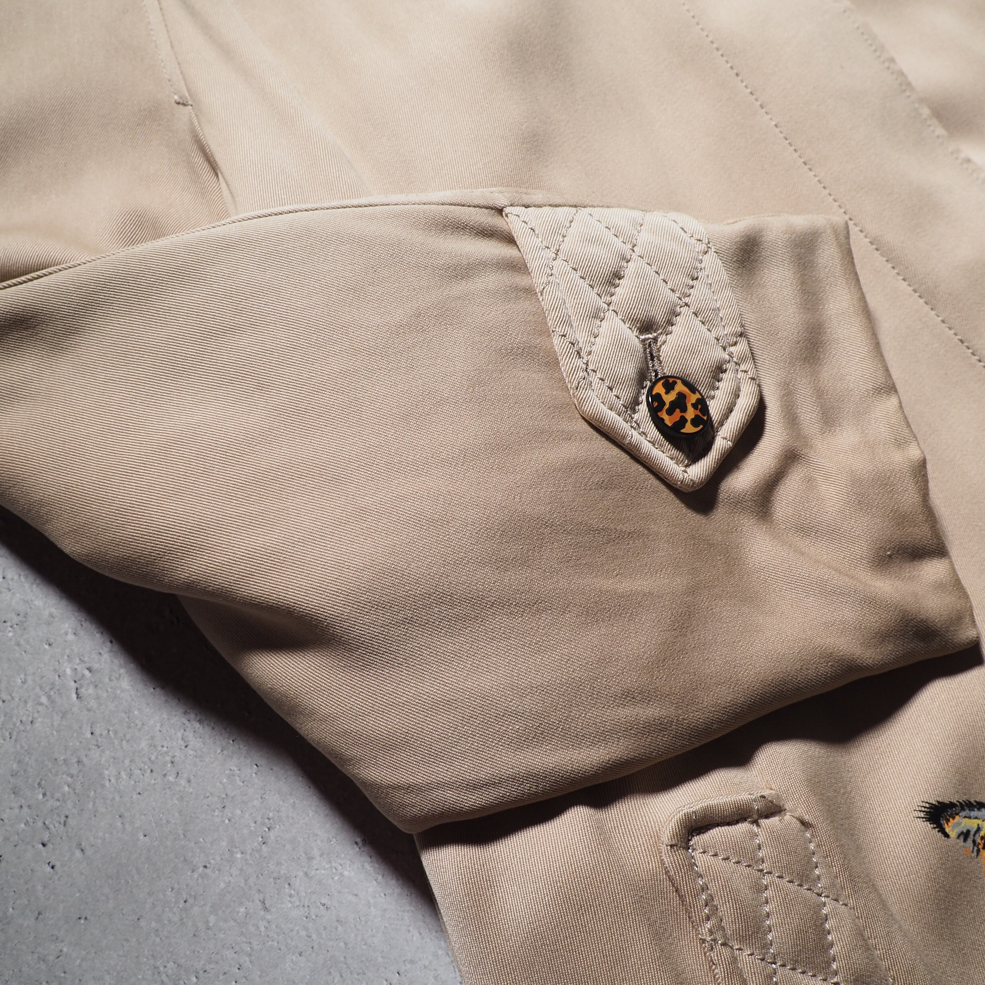 1990s Animal hand painted × Brilliant lining vintage long coat