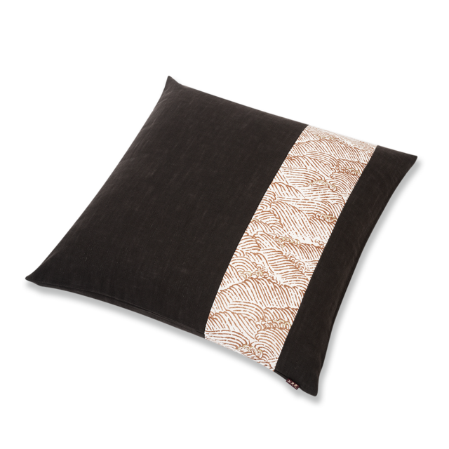 響きあい（パッチワーク）　座布団（カバーのみ）白波パッチワーク　KN（黒ねず）55×59