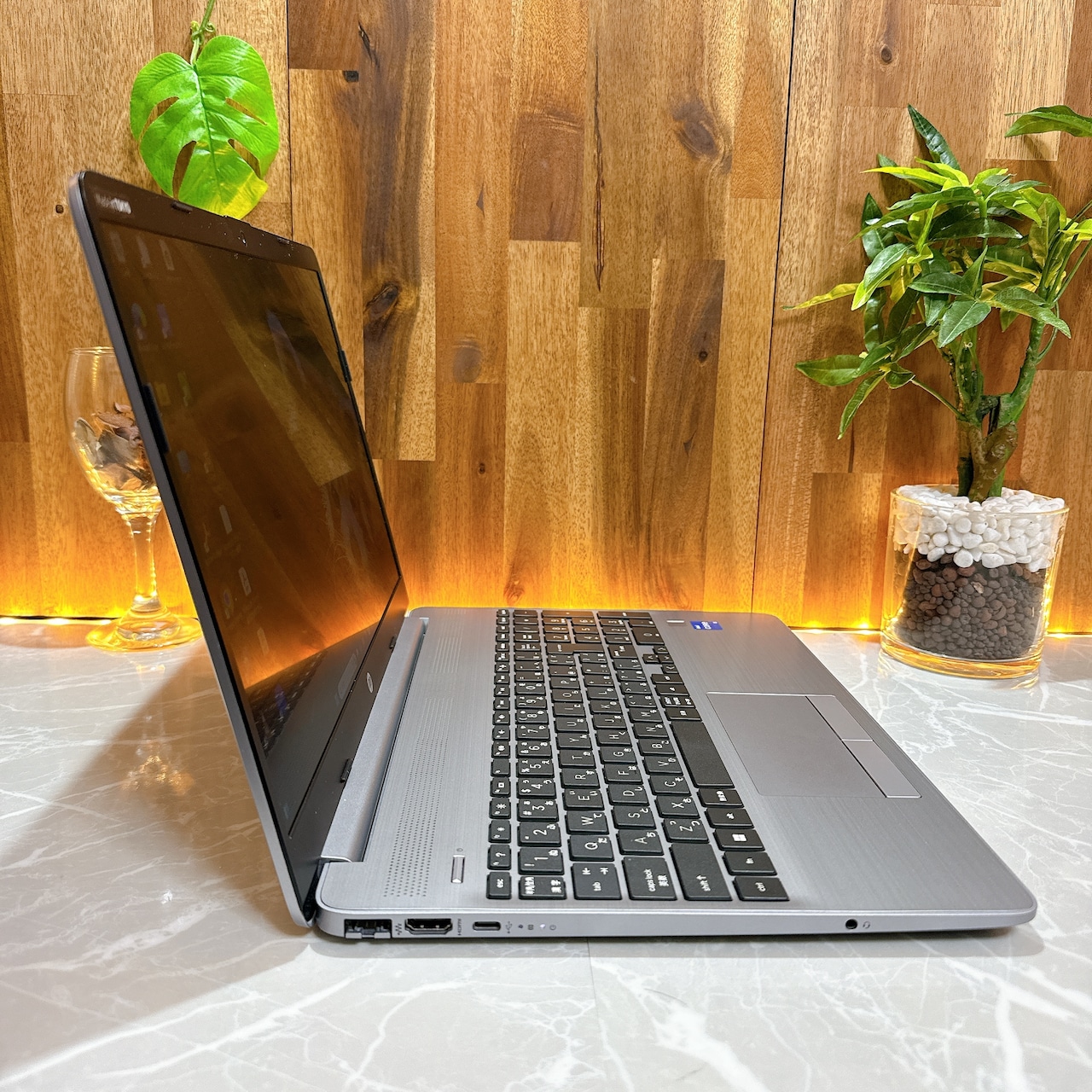 美品/HP 250 G9 /最高峰Core i5第12世代/メモリ8GB/SSD256GB/人気ノートパソコン