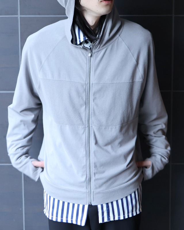 thumbhole zip-up hoodie