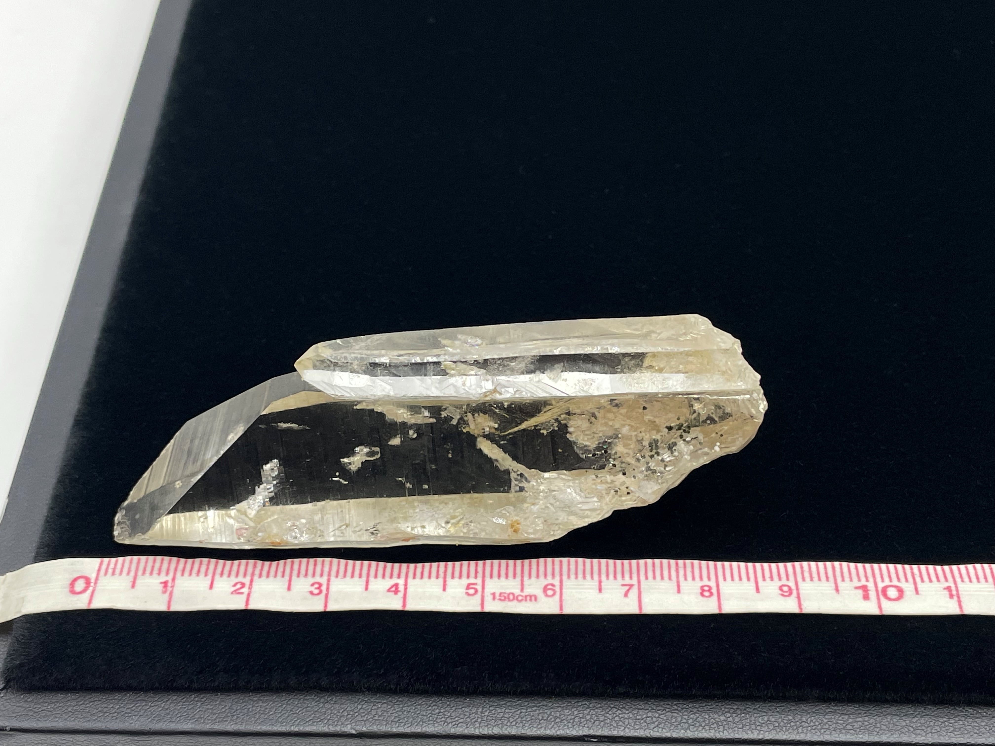 ポイント（山梨県八幡山水晶） ポイント（山梨県八幡山水晶） | DantaliaN