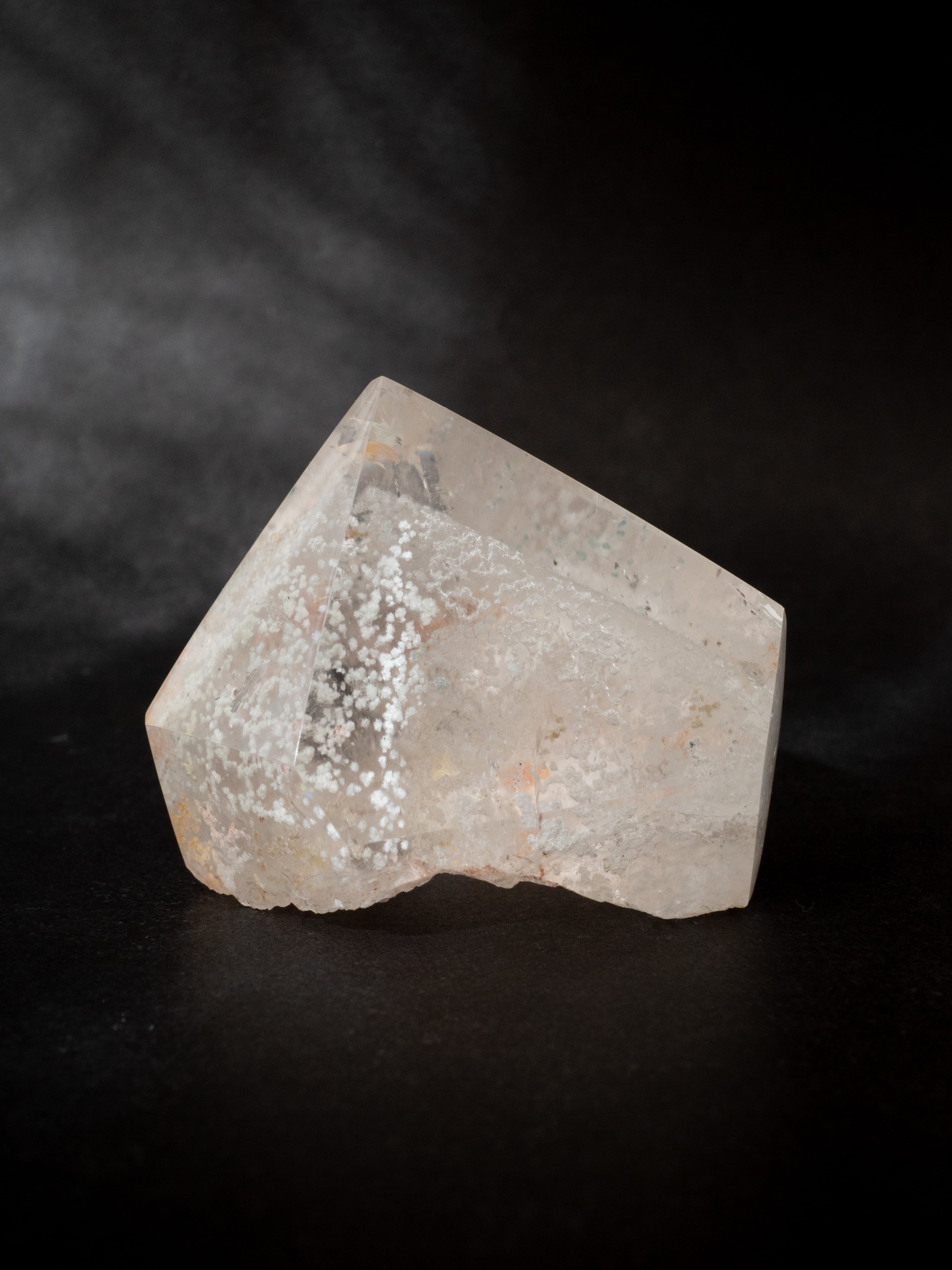 クリストバライトインクォーツ- a06