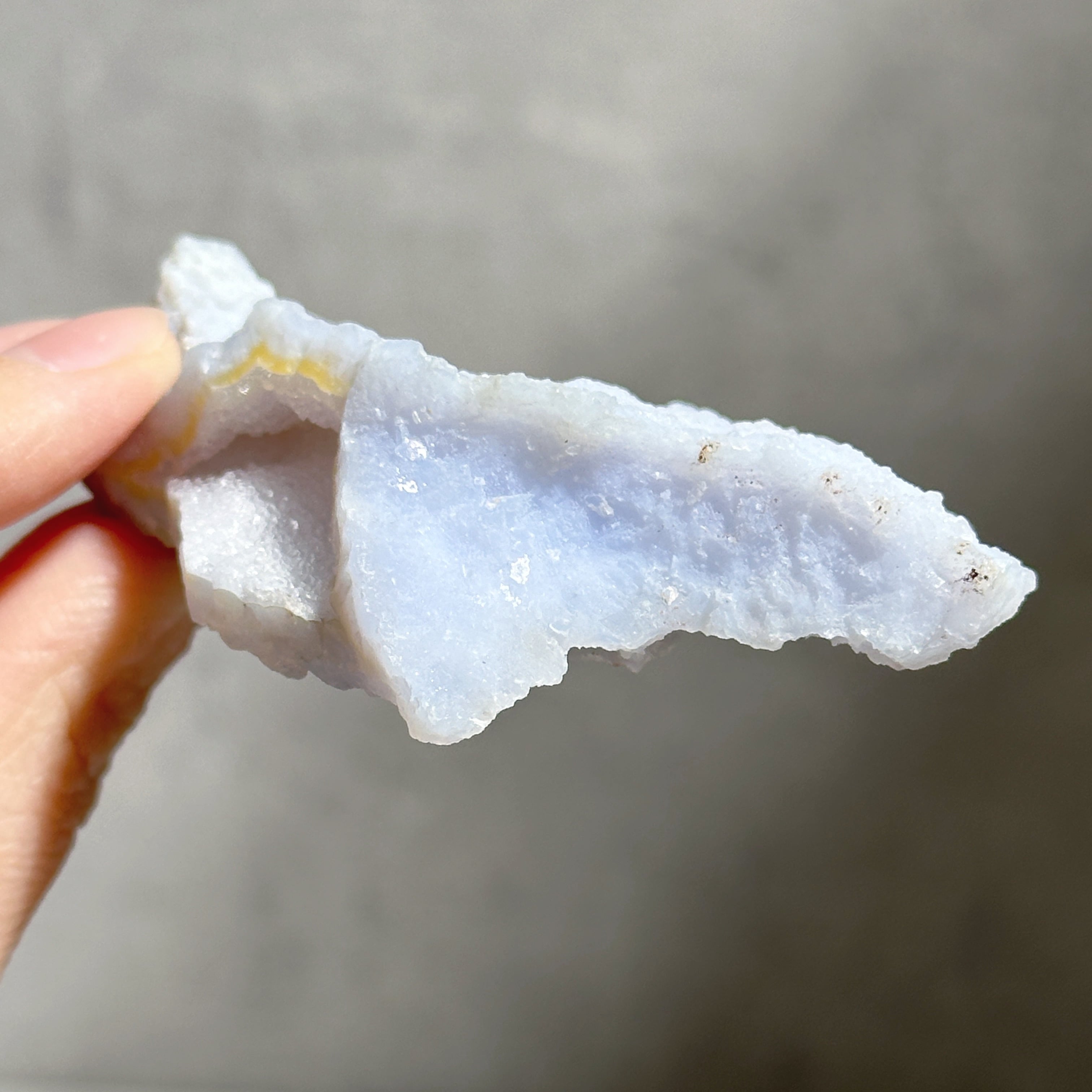 ブルーカルセドニー 原石72◇ Blue Chalcedony ◇天然石・鉱物 ブルーカルセドニー 原石72◇ Blue Chalcedony ◇天然石・鉱物