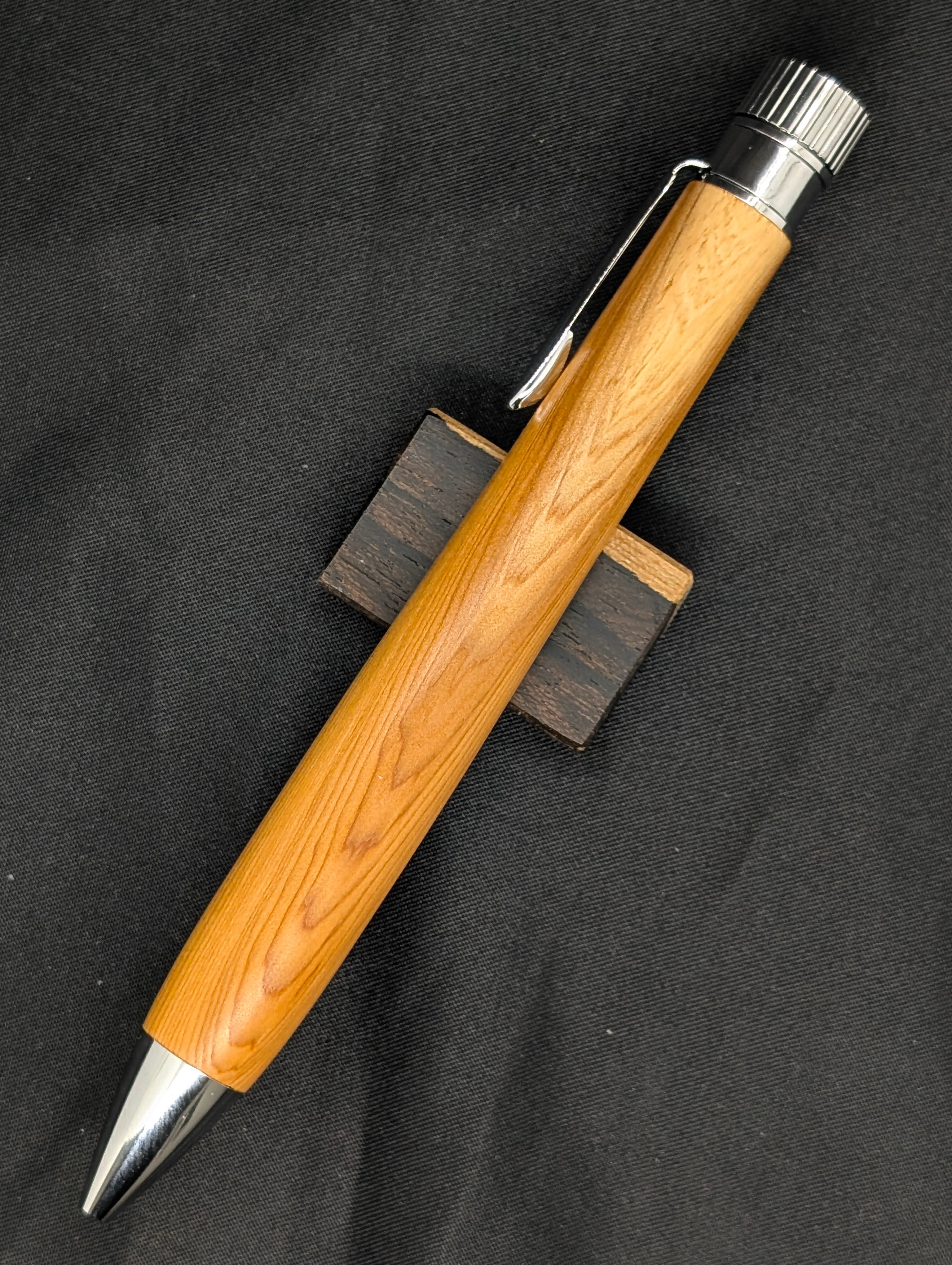 工房雨魚 Wood Craft Amago