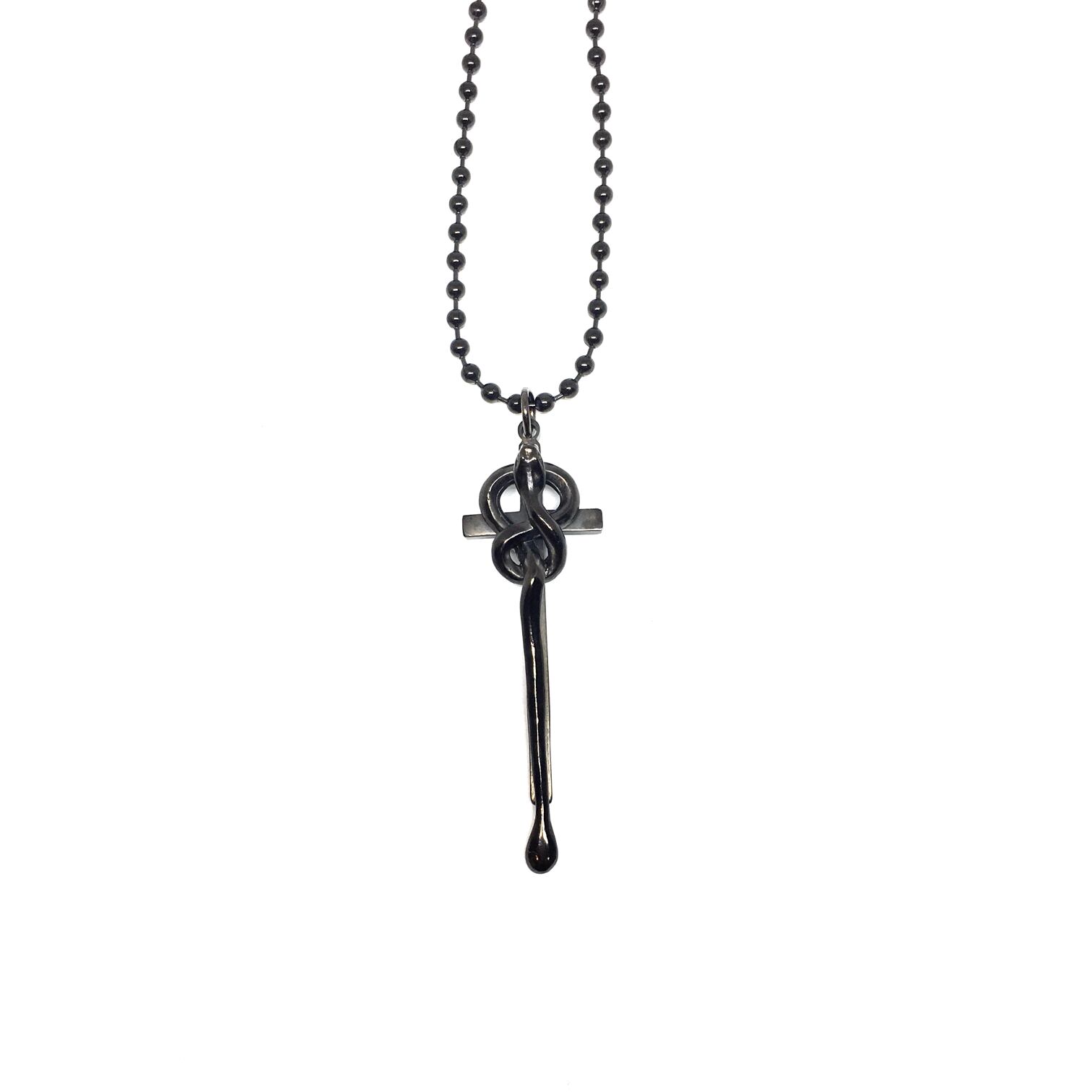 gunda<ガンダ>CROSS STEALTH NECKLACE/Black [クロスステルス gunda<ガンダ>CROSS STEALTH NECKLACE/Black [クロスステルス