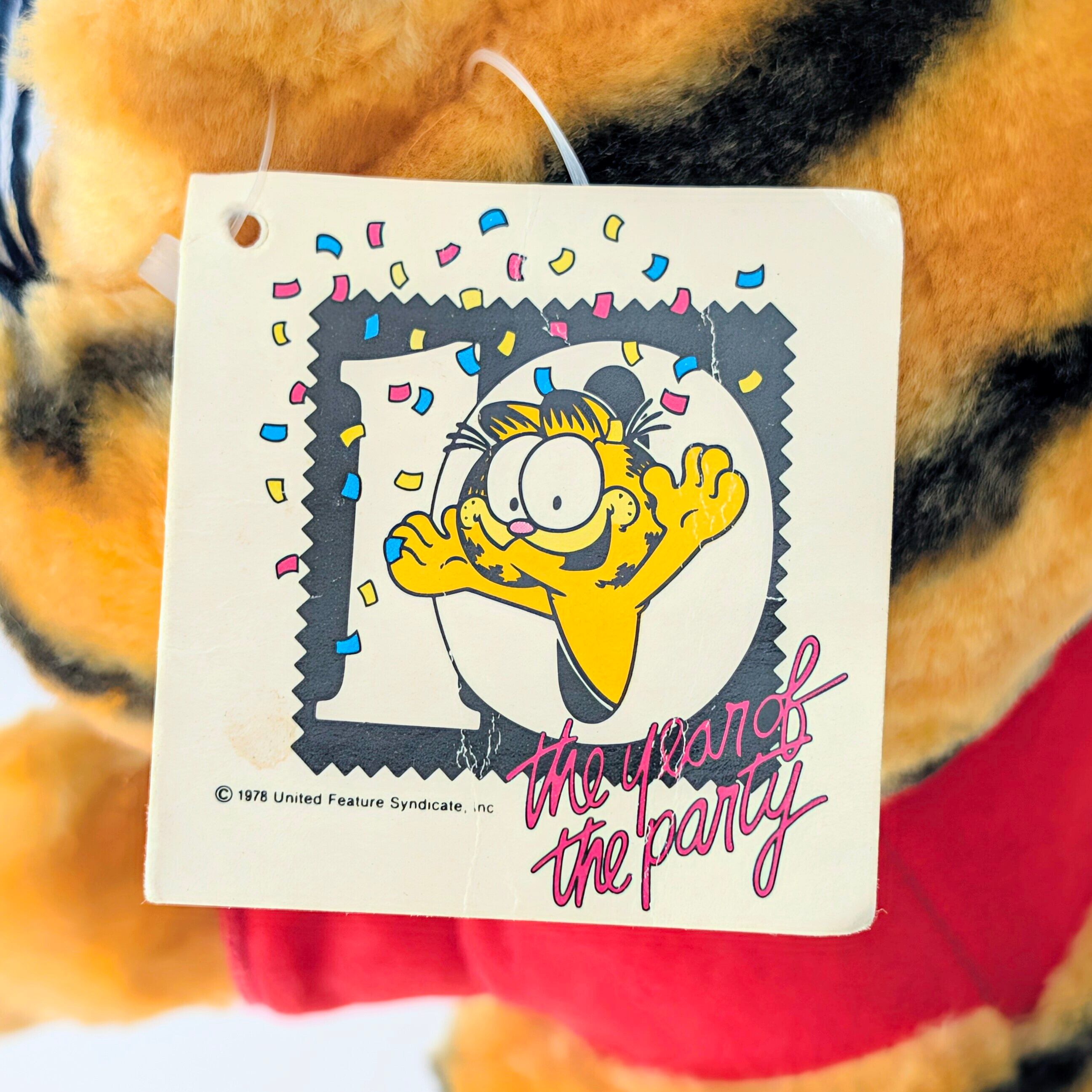 ☆ VINTAGE 1988 ☆【 Garfield ( ガーフィールド ) 】『 Garfield HAPPY HOLIDAYS Parties are my life!（パーティーは俺の人生！）』ガーフィールド10周年記念限定 / ぬいぐるみ / プラッシュ / plush / 1980年代年製 〚アメリカン雑貨 アメトイ〛
