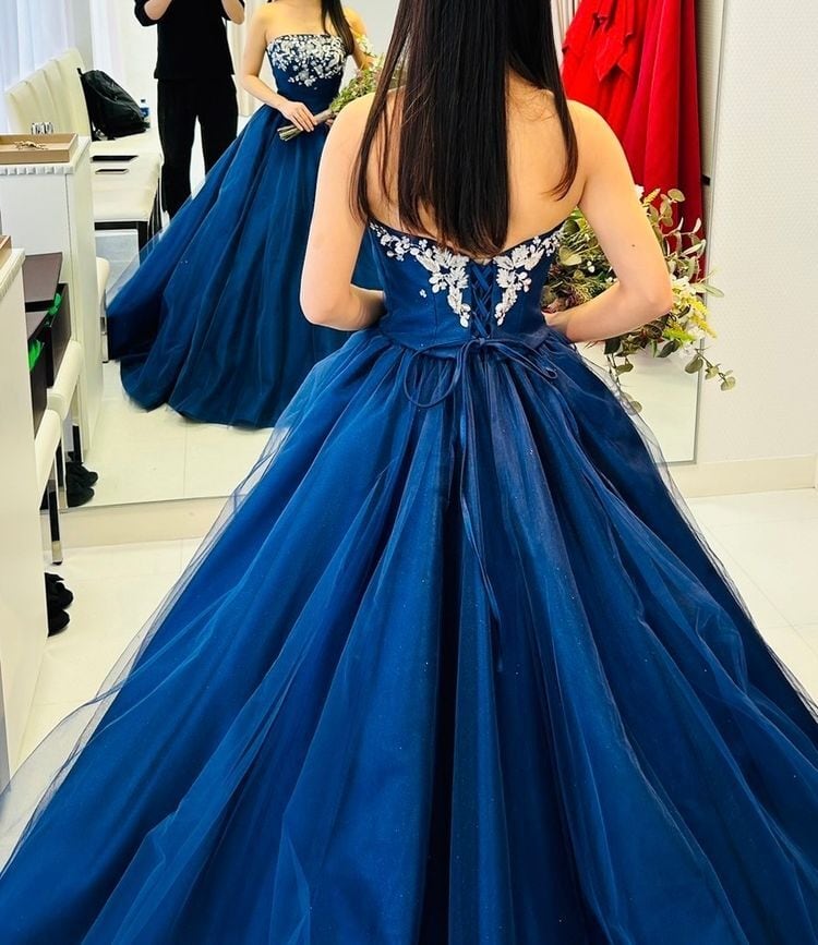 大幅値下げしました！エレガントな青のハイローカラードレス （上品  