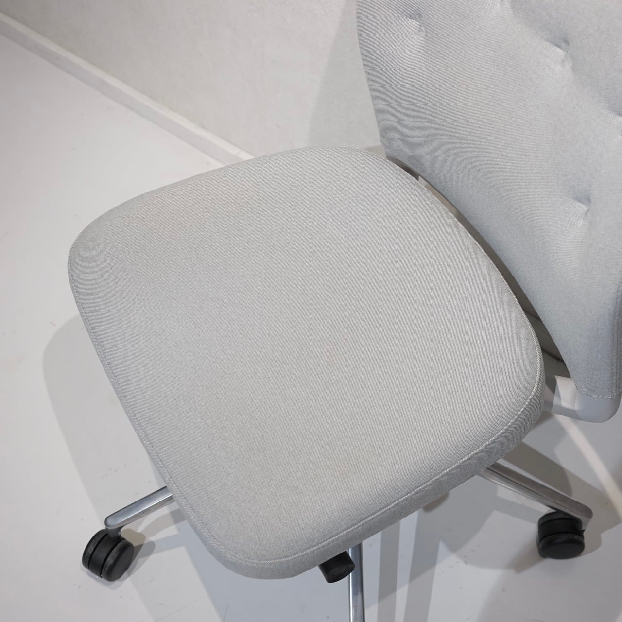 Vitra ヴィトラ ID Trim アイディトリム オフィスチェア デスクチェア
