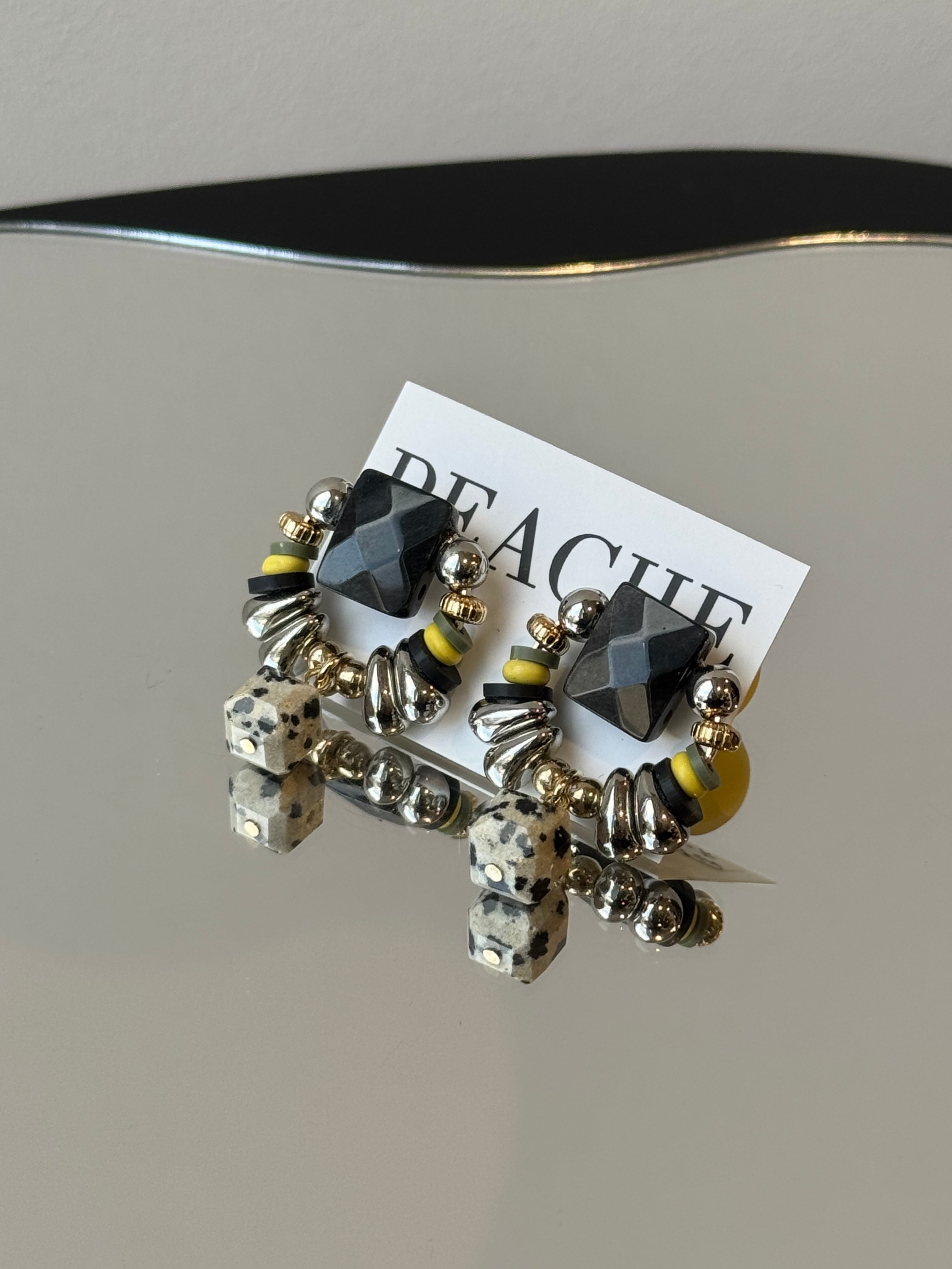 dalmatian mod black yellow circle