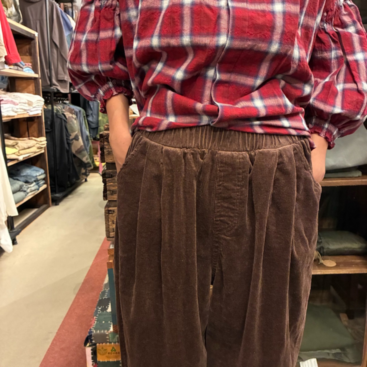TOPANGA Lady's Tapered Corduroy Easy Pants　テーパードコーデュロイイージーパンツ　ブラウン　