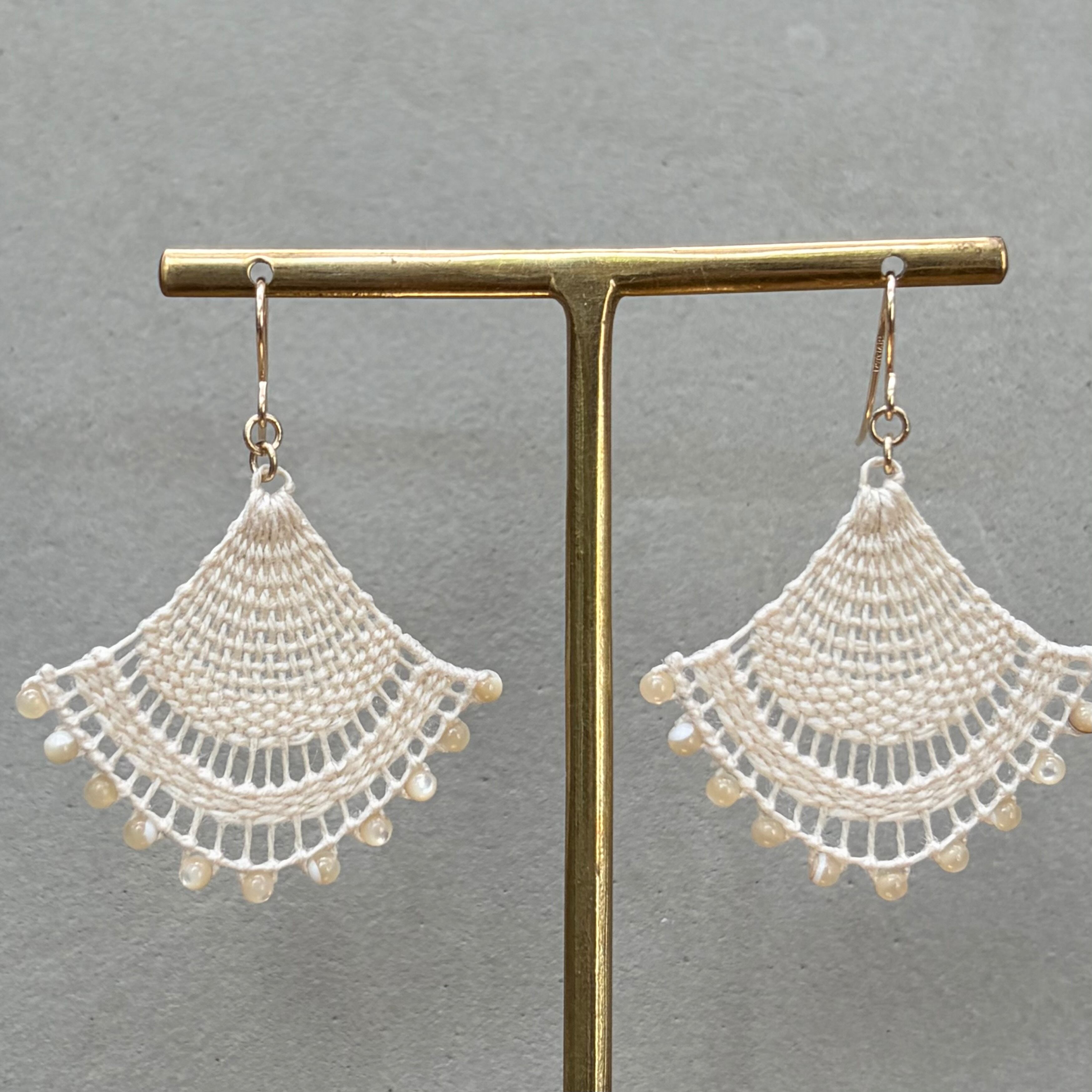 Ñanduti puka model earring | puka ~nanduti ~ ニャンドゥティ
