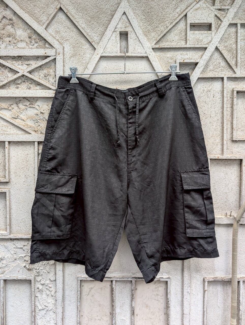 "MONOGRAM PATTERN" cargo shorts