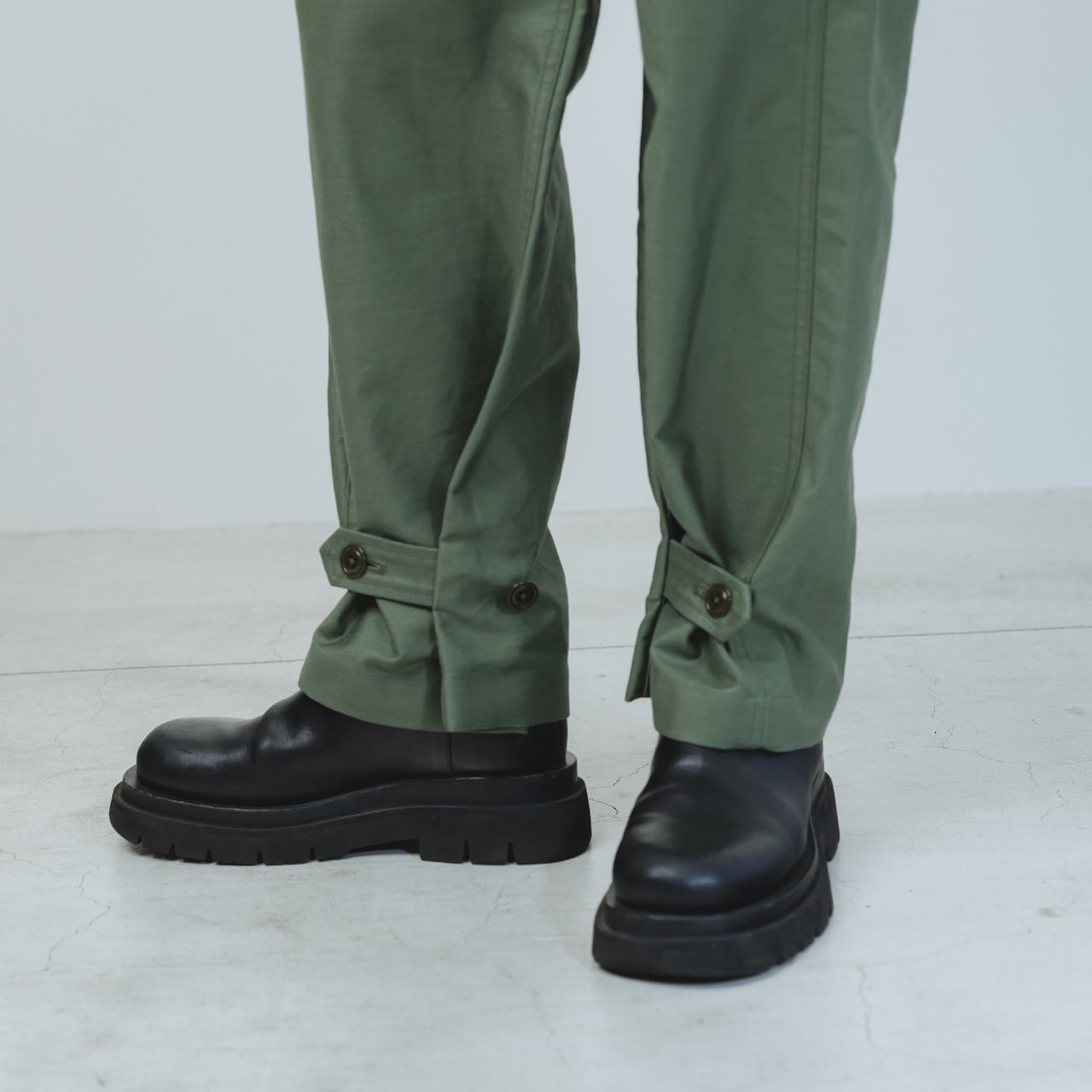 24A/W】AO-62 loop cargo pants / olive | akio