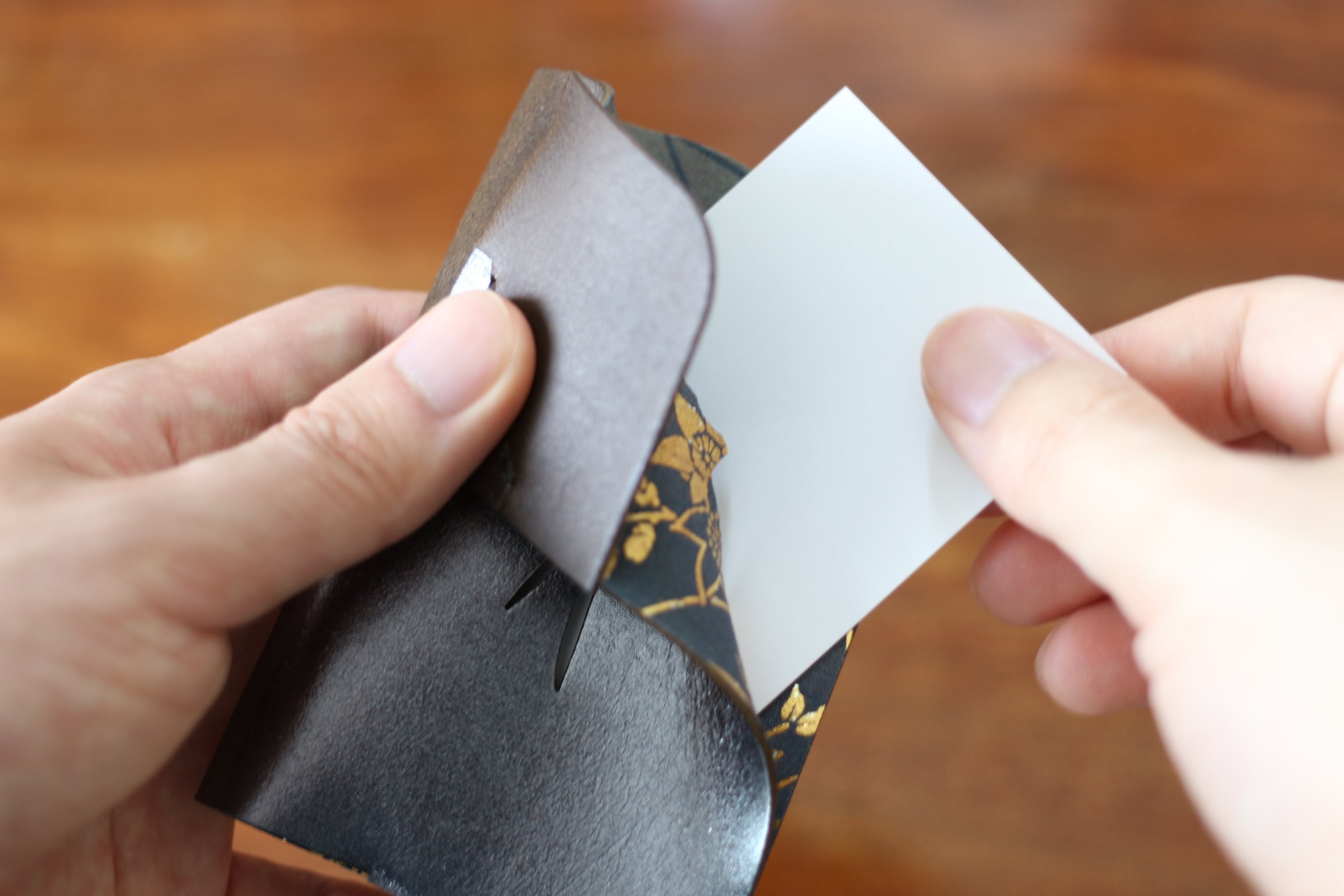 ツバメ パスケース GRY | takenaka kinsai