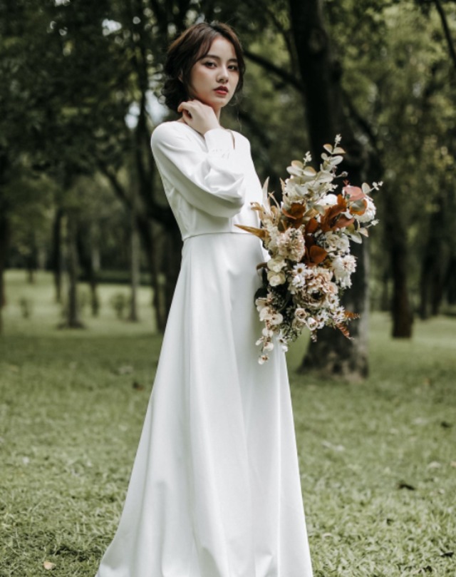 純白♡ウエディングドレス♡ パフスリーブ ホワイト 披露宴 結婚式 ドレス