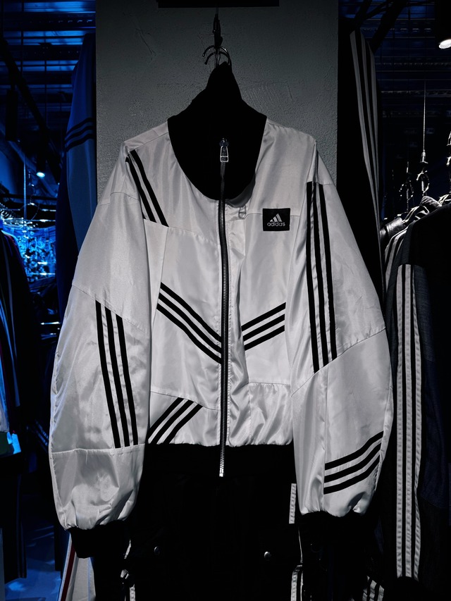 Special “original re:make” vintage patch work design High-neck track jacket