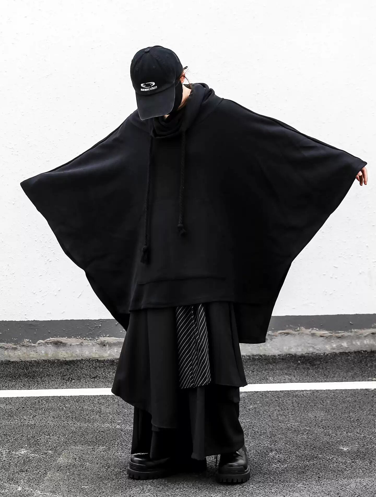 【ORV0175】Hooded Bat Sleeve Cape