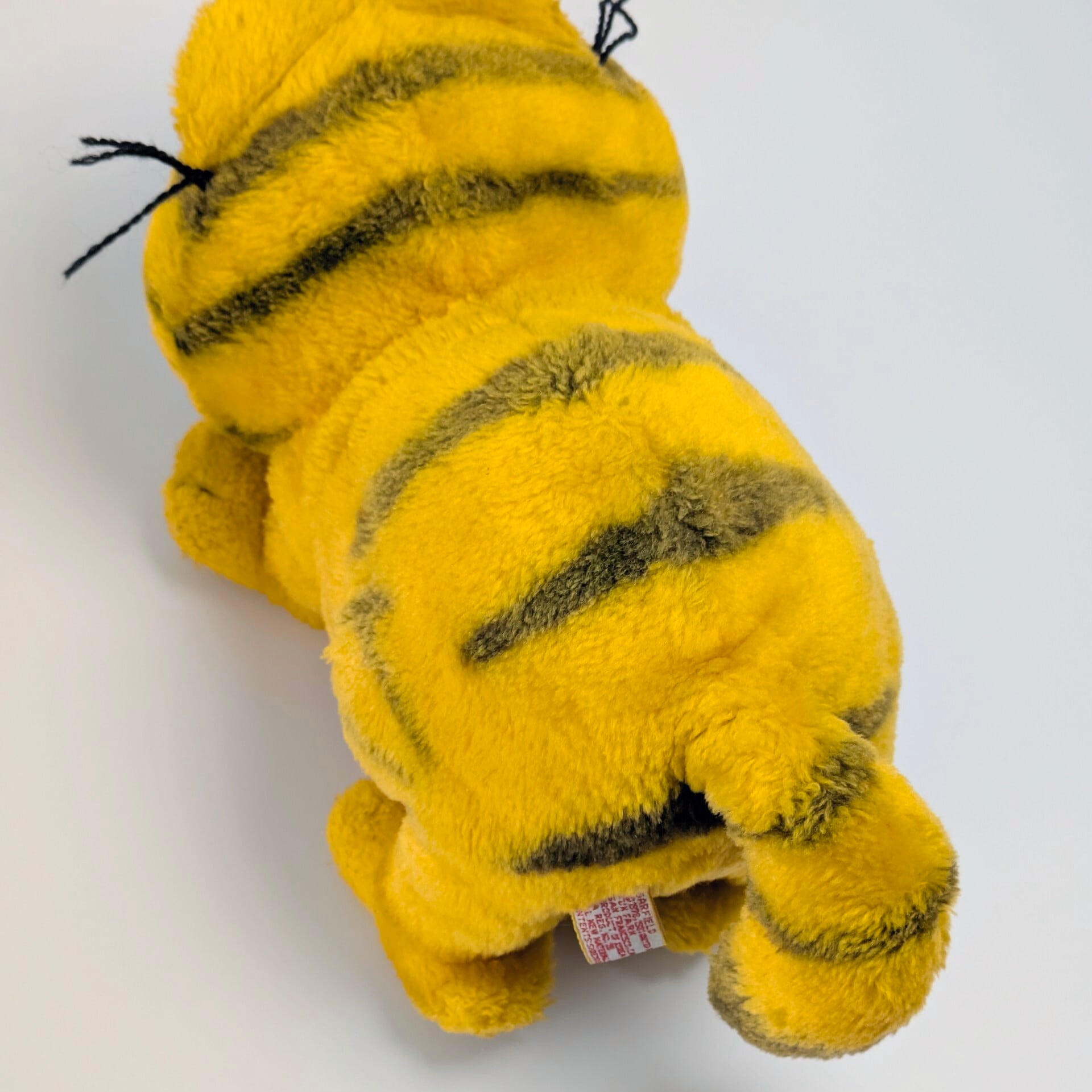 ☆ VINTAGE 1980年代初期 ☆【 Garfield ( ガーフィールド ) 】『 ガーフィールド四つ足立ち 』ぬいぐるみ プラッシュ plush 1980年代年製 〚アメリカン雑貨 アメトイ〛