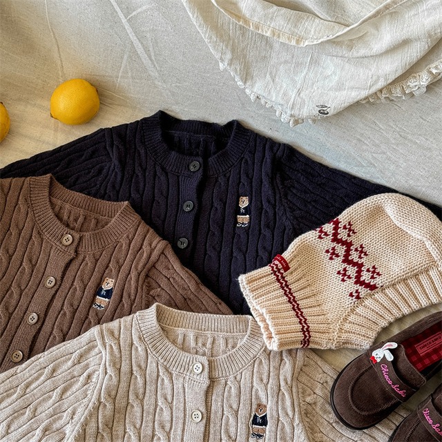 【冬作】熊柄ゲーブル編み カーディガン