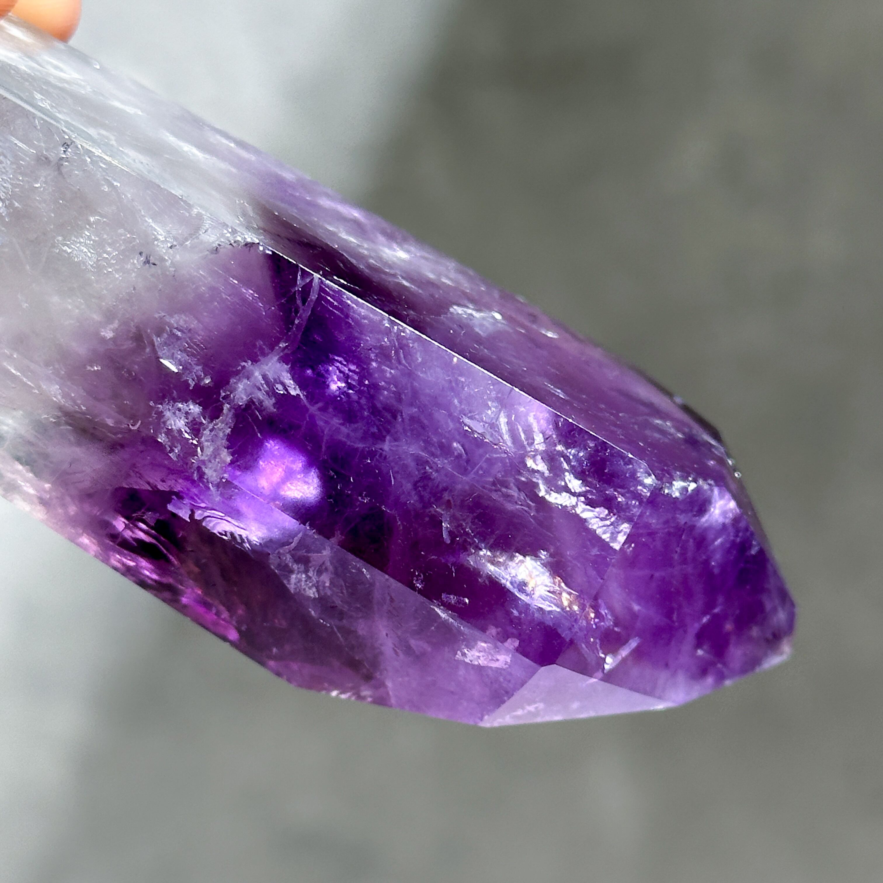 ハイクオリティ】バイーア産ファントムアメジスト タワー42◇ Phantom