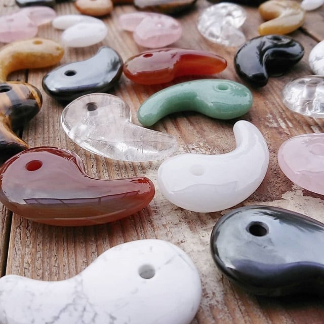 天然石 タイガーアイ 勾玉 大型 234g 楽天市場】勾玉 タイガーアイの通販