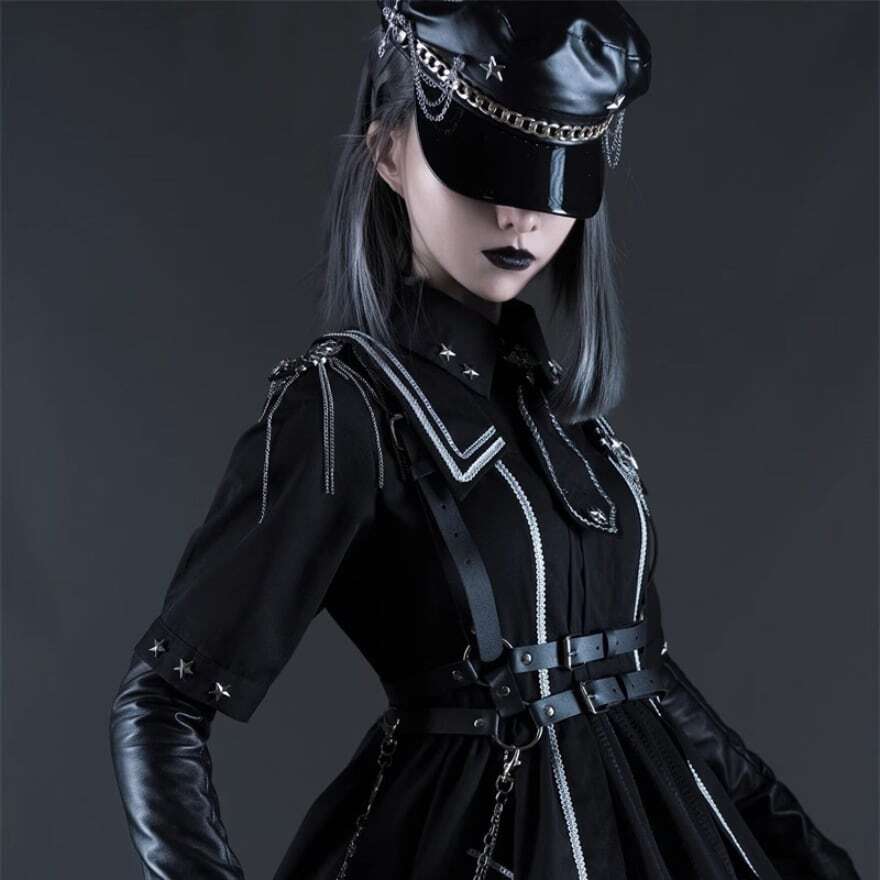 【未設定】ゴスロリ コスプレ衣装 Mサイズ 現品 ゴスロリ通販 With U ファッション ミリロリ 軍服 ワンピ 長袖