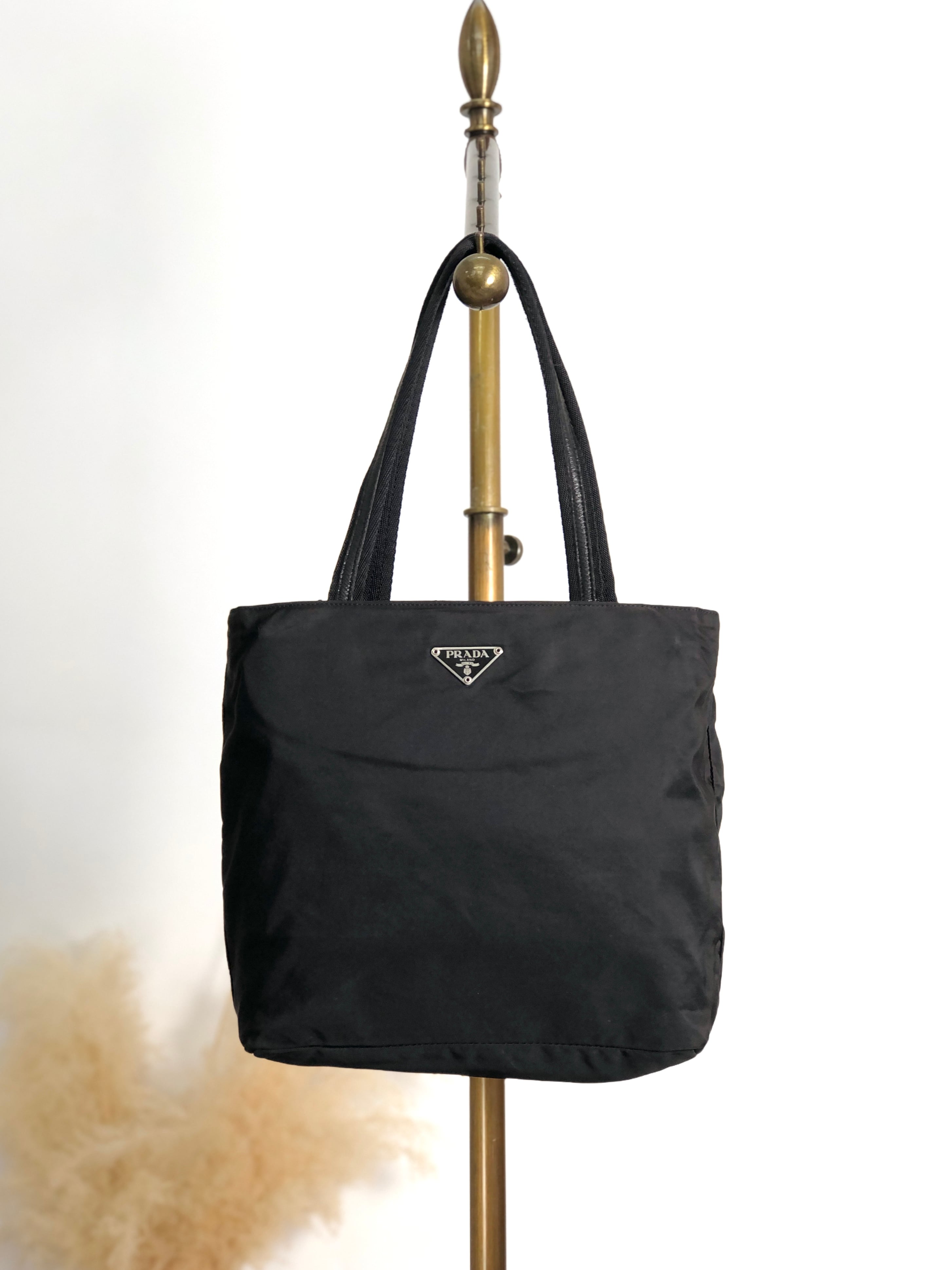 PRADA プラダ トートバッグ ブラック トライアングルロゴ ナイロン vintage ヴィンテージ オールド f4iv53
