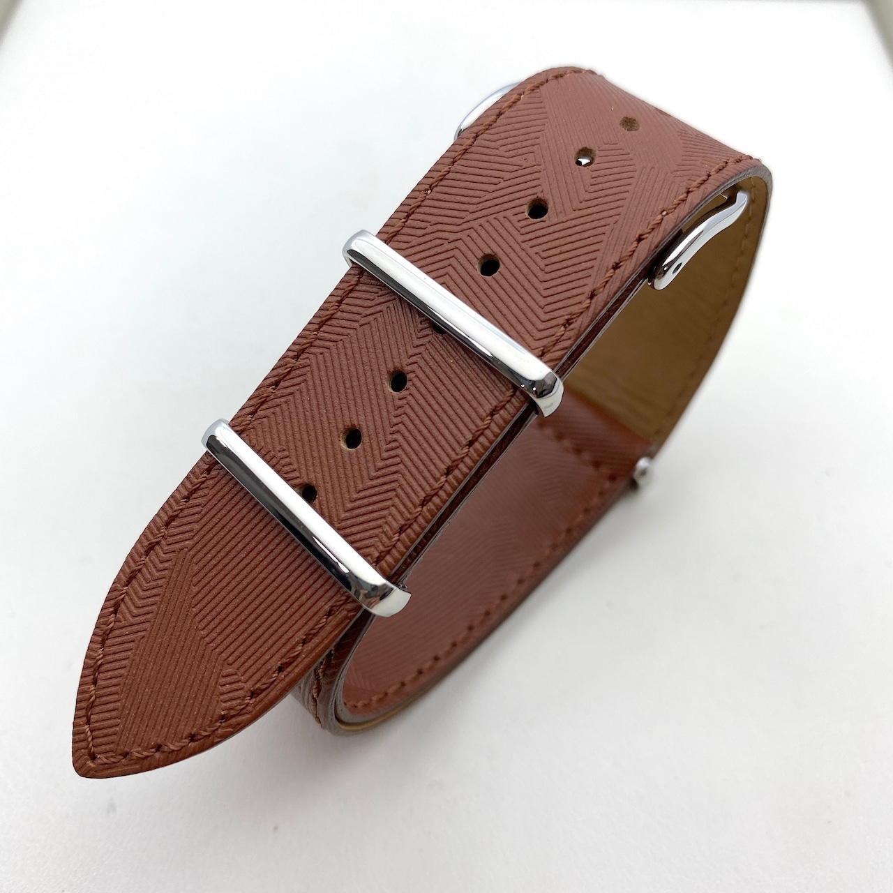 【FIF belt】 カモフラージュ・エンボス NATO ストラップ ブラウン 20mm 腕時計ベルト