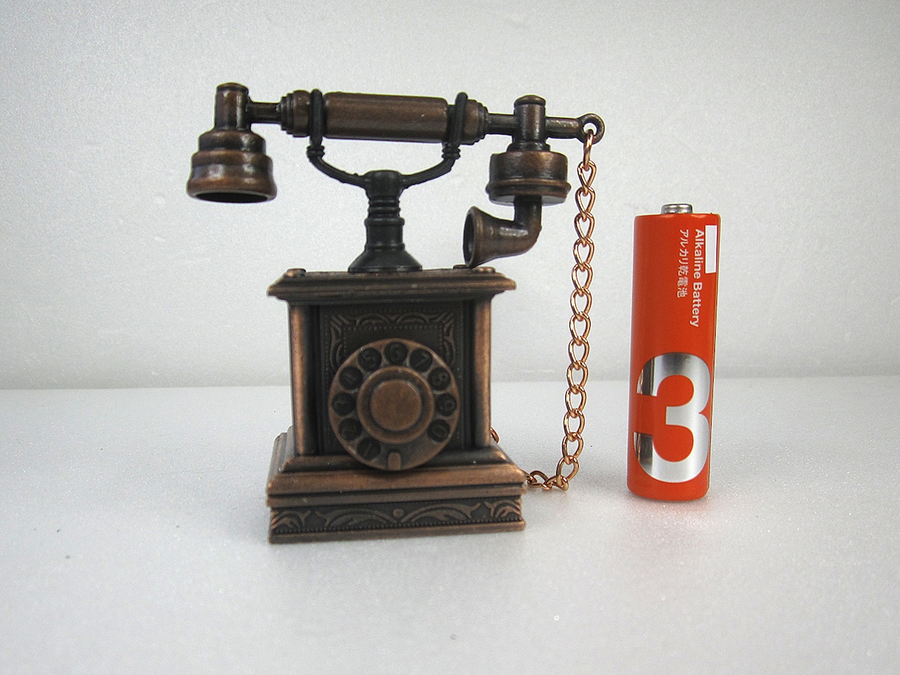 193039-08　アンティーク鉛筆削り 電話