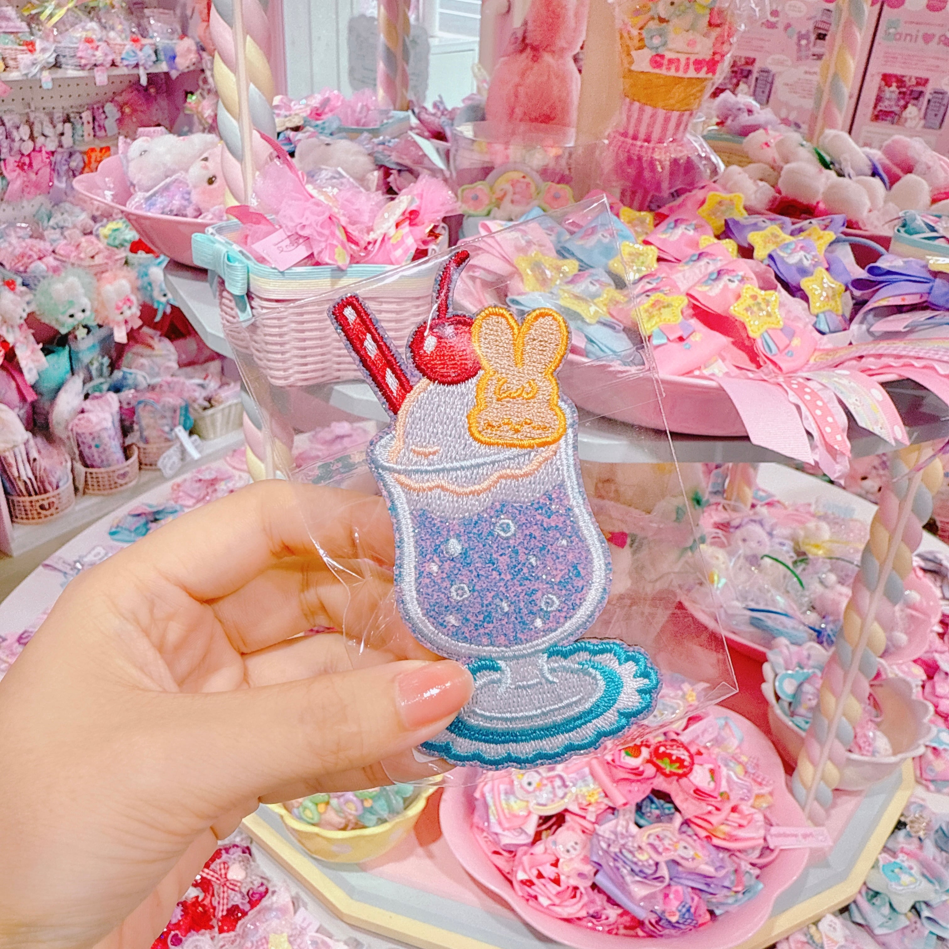 【C1】4-41クリップブローチ