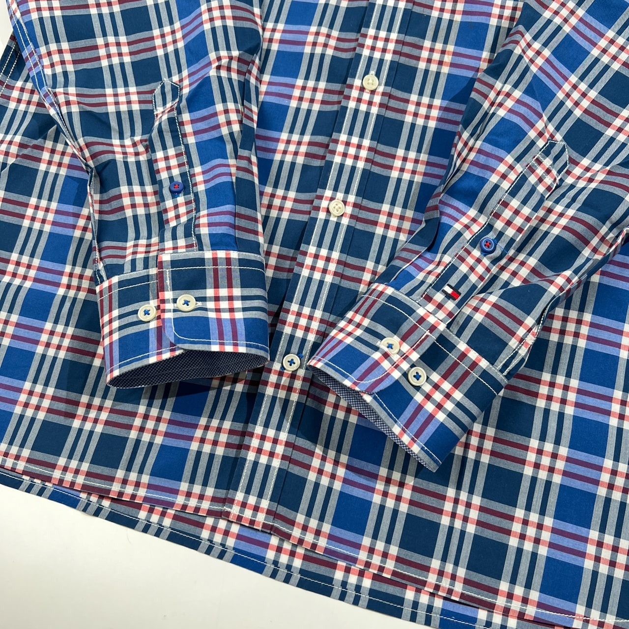 美品 TOMMY HILFIGER トミーヒルフィガー チェック柄 BD 長袖シャツ サイズ XXL /ブルー系×レッド/オーバーサイズ