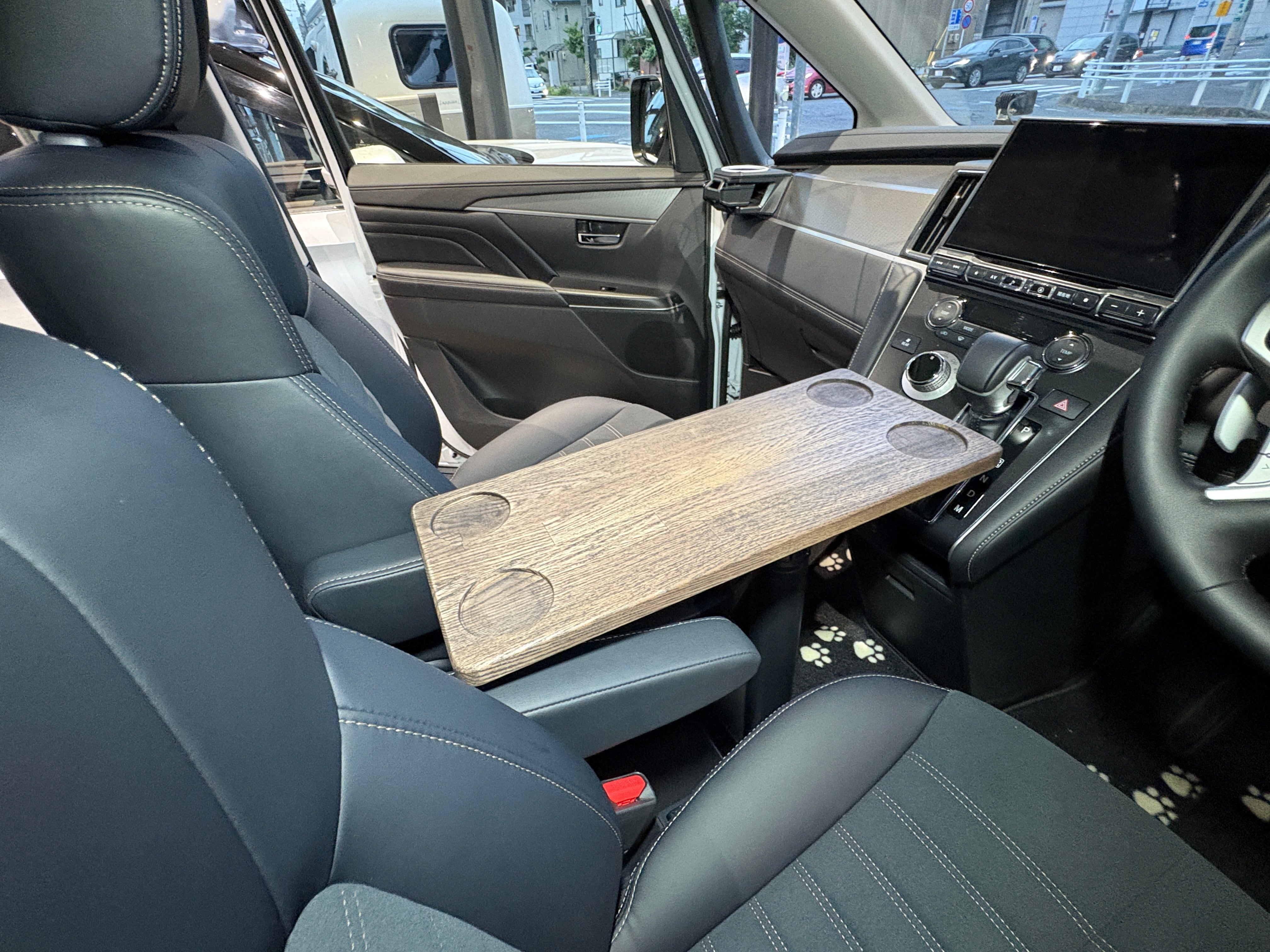 MDF 26型 デリカD:5用 ユーティリティテーブルキット（2026年以降