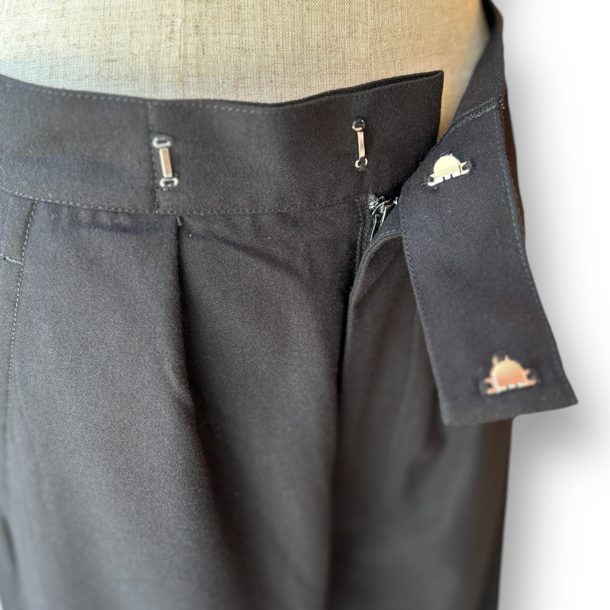 UNISEX”WORKING DORESS TROUSERS〖ROYAL NAVY〗ワーキングドレス UNISEX”WORKING DORESS TROUSERS〖ROYAL NAVY〗ワーキングドレス