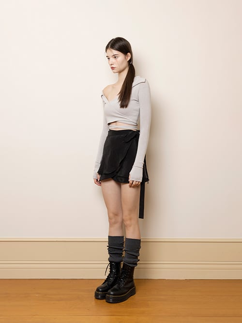 NOT YOUR ROSE] Jenny wrap tshirt (Gray) | もごつ