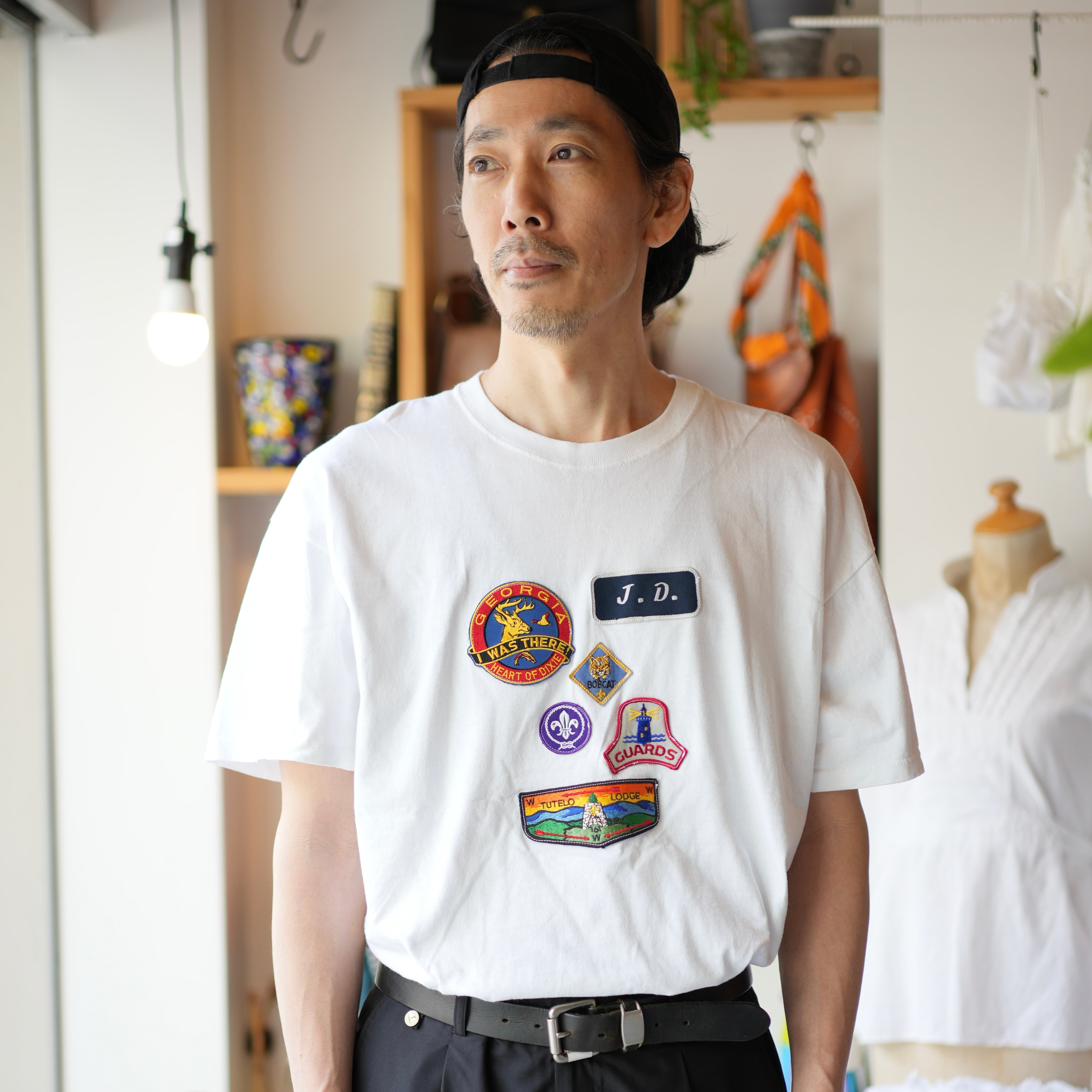 ビンテージ ワッペン リメイク Tシャツ 古着 半袖(ホワイトC)