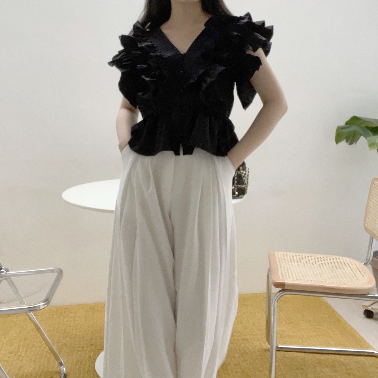 フリルノースリブ