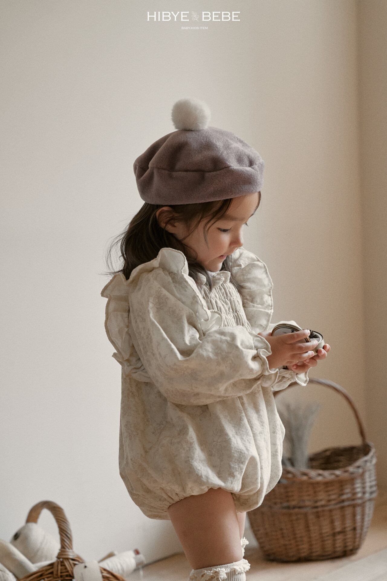 【ご予約】hi bye bebe 24aw / bebe) Erin Smoke Suit