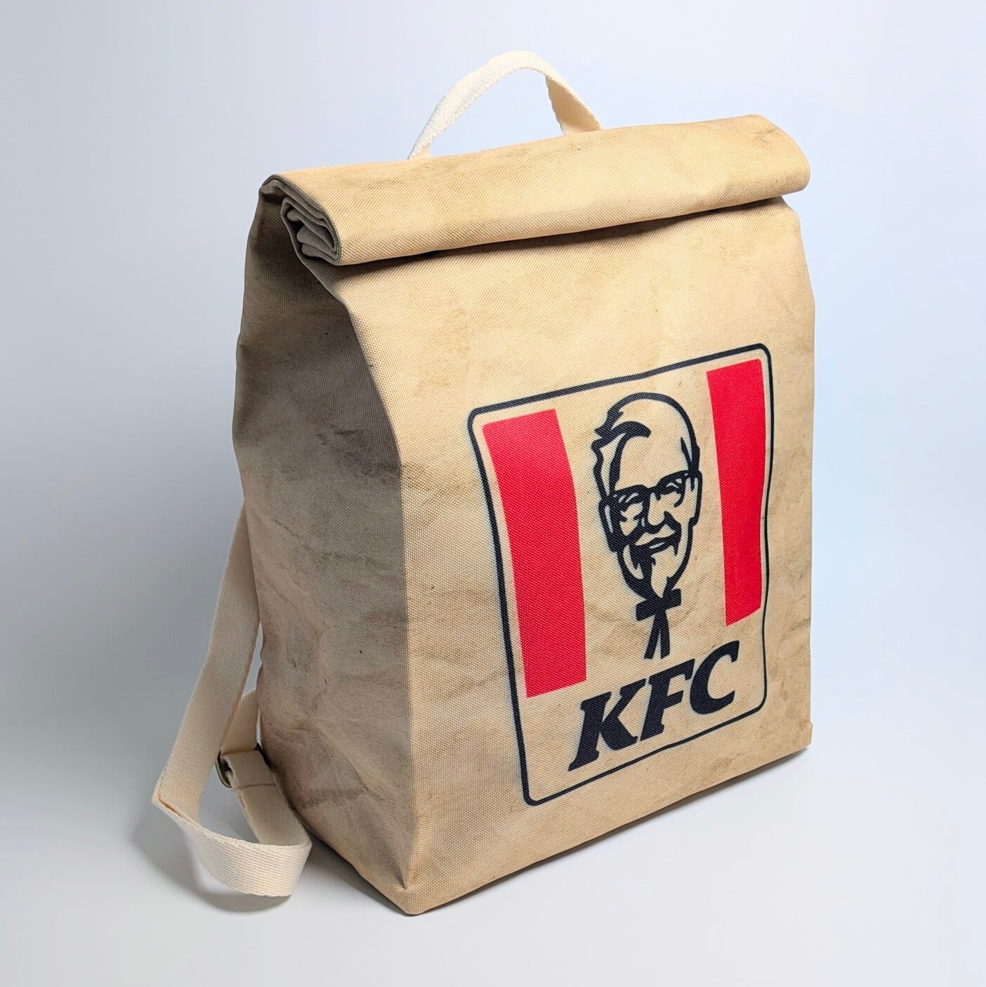 ♧【 KFC ( ケンタッキー )】カーネル・サンダース / Backpack(バックパック) / リュック / 紙袋風 〚アメリカン雑貨 アメトイ〛
