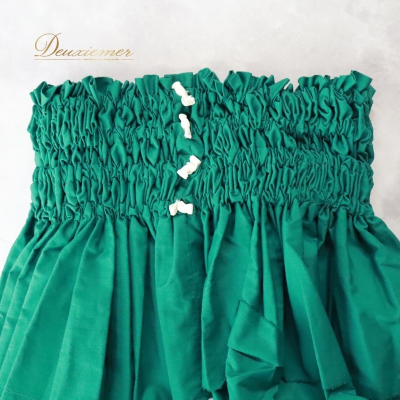 フラダンス 衣装 パウスカート グリーン系 HulaStyle カヒコ柄 ハワイアンプリント アロハ フラ ダンス シングル スカート フレア 華やか 鮮やか かわいい おしゃれ 大人 ホワイト系 緑 深緑 白 シンプル ダンス衣装 フラガール おしゃれスカート ハワイアンファッション エスニック 可愛いスカート カジュアルパウスカート レディースファッション 緑色系 フラダンス用スカート