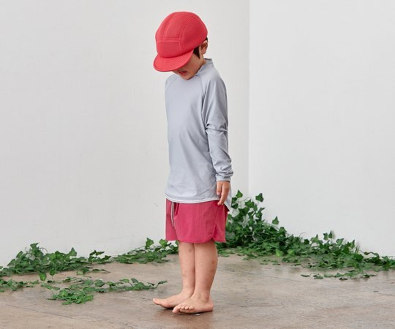 MOUN TEN. 23SS / bottleneck rash guard / 水着 / gray | 世界の子供  