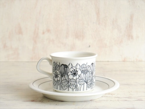 希少サイズ ARABIA アラビア KROKUS 白黒 カップ&ソーサー クロッカス White Black ESTERI TOMULA 北欧 フィンランド アンティーク it1347