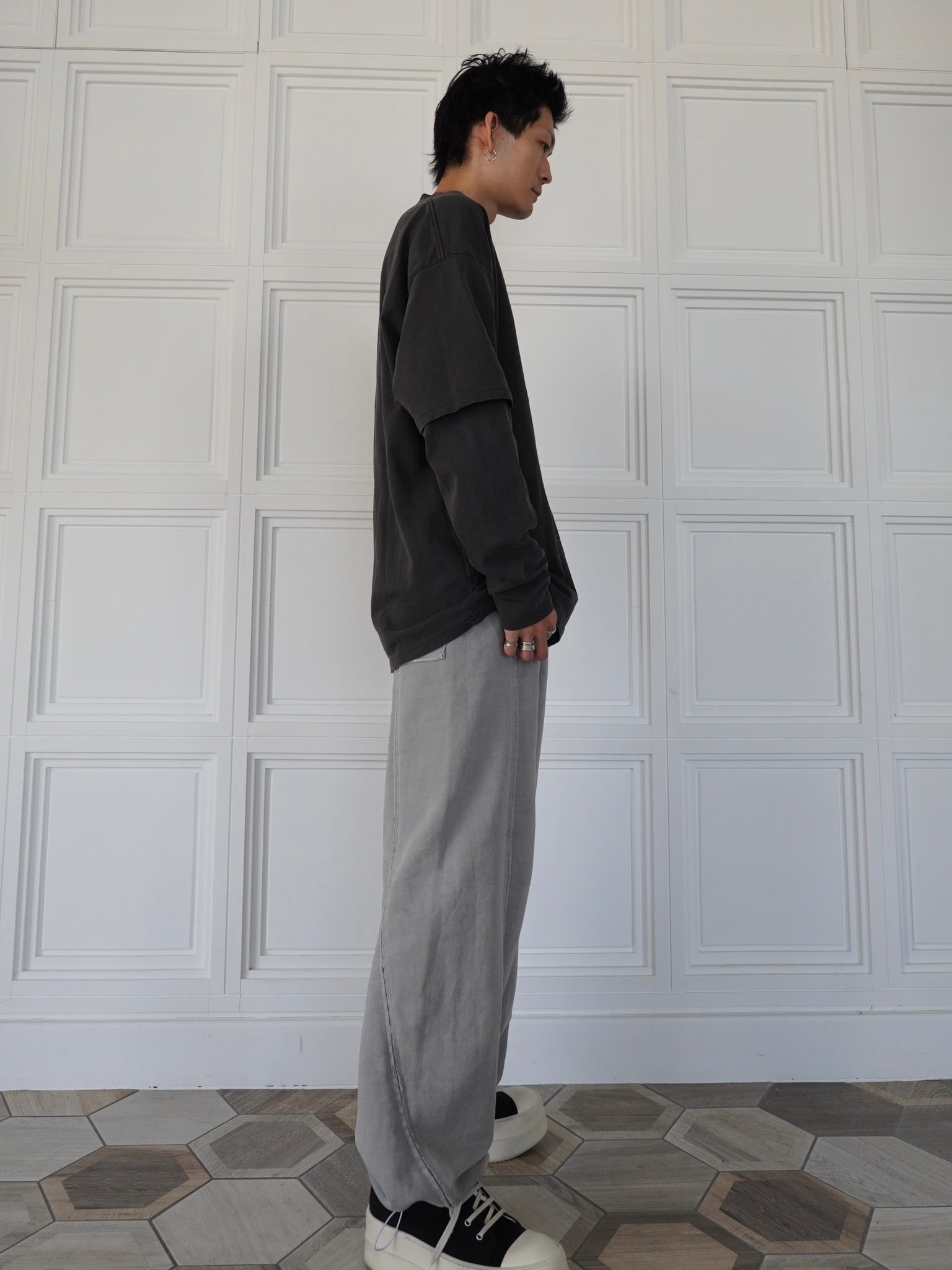 LOVE KILLER】Killer heart barbed wire layered Long T | OVERTURE