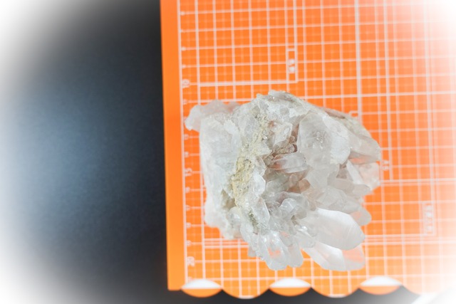 【２９】超高波動ヒマーチャル・プラデーシュ州クル渓谷マニカラン水晶 クラスター
