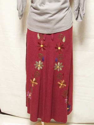 刺繍の巻きスカート・赤茶色（グアテマラ）
