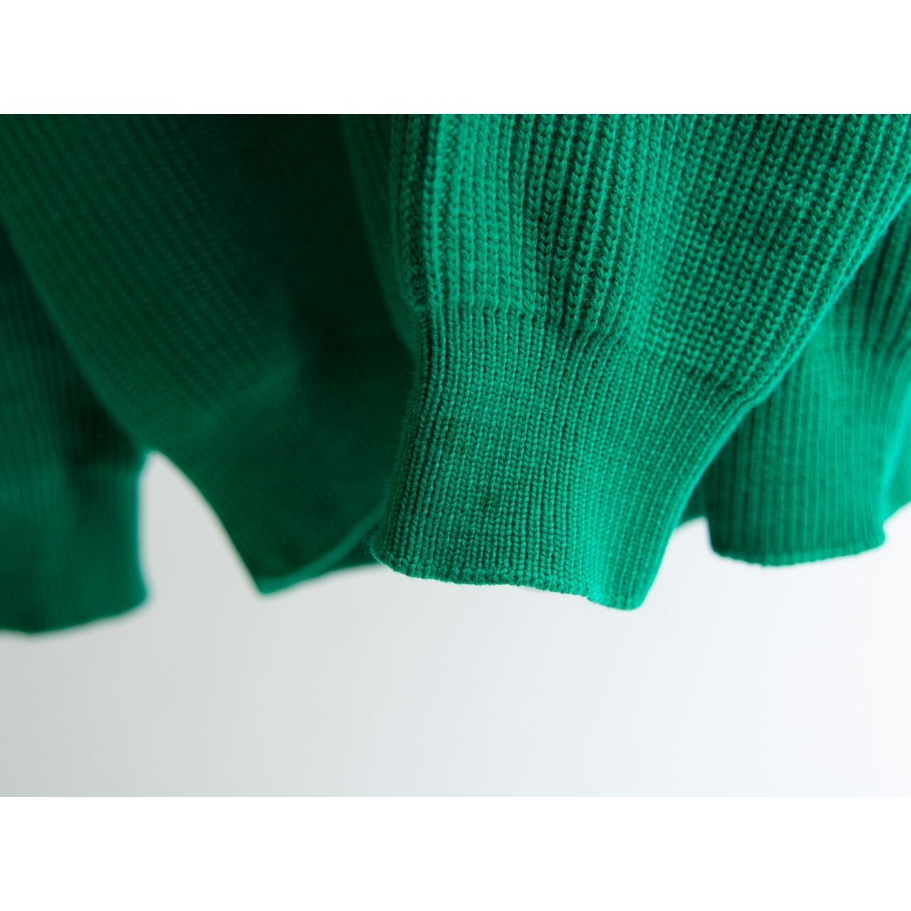 【valentino garavani sport】Made in Italy 100% Wool Pullover Sweater（ヴァレンティノガラヴァーニ イタリア製 ウールプルオーバーセーター ニット）