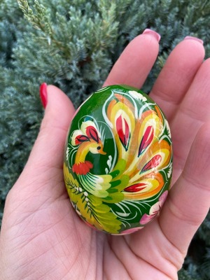 ペトリキウカ塗りのイースター・エッグ　ホメンコ作