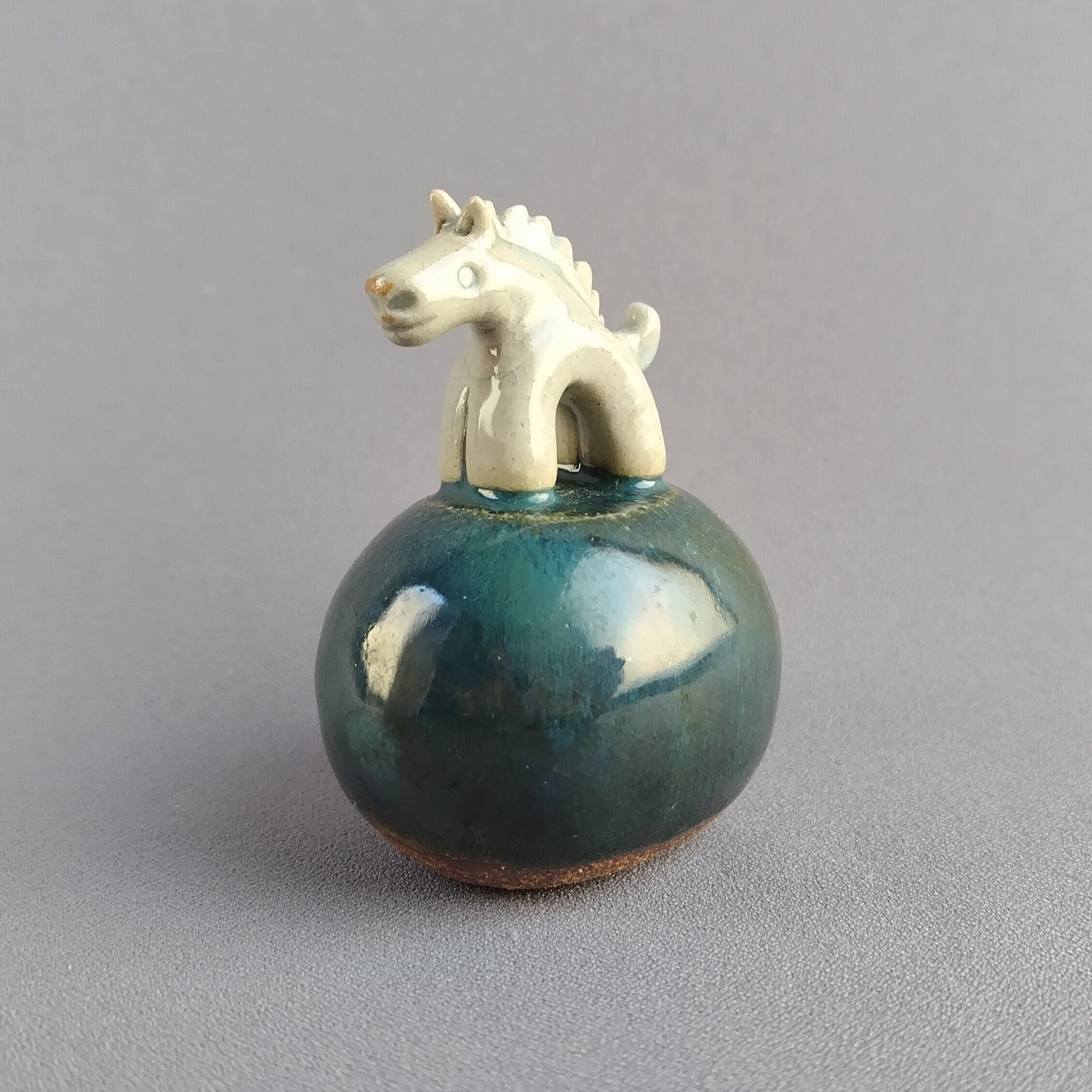 馬の置物 午年 干支 青磁釉・緑釉 【商品番号：00840】 | やきもの實陶