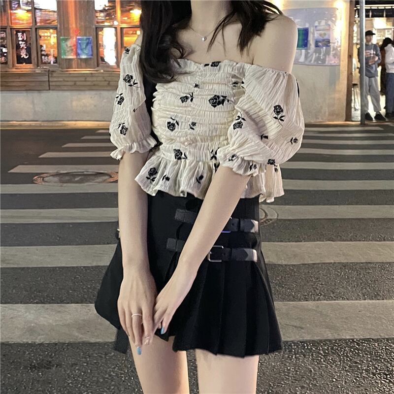 カラースリーブシャツ サマースタイルショートトップス 大人ガーリー スウィート キュート カジュアル 夏物 スクウェア モンロー17264463913