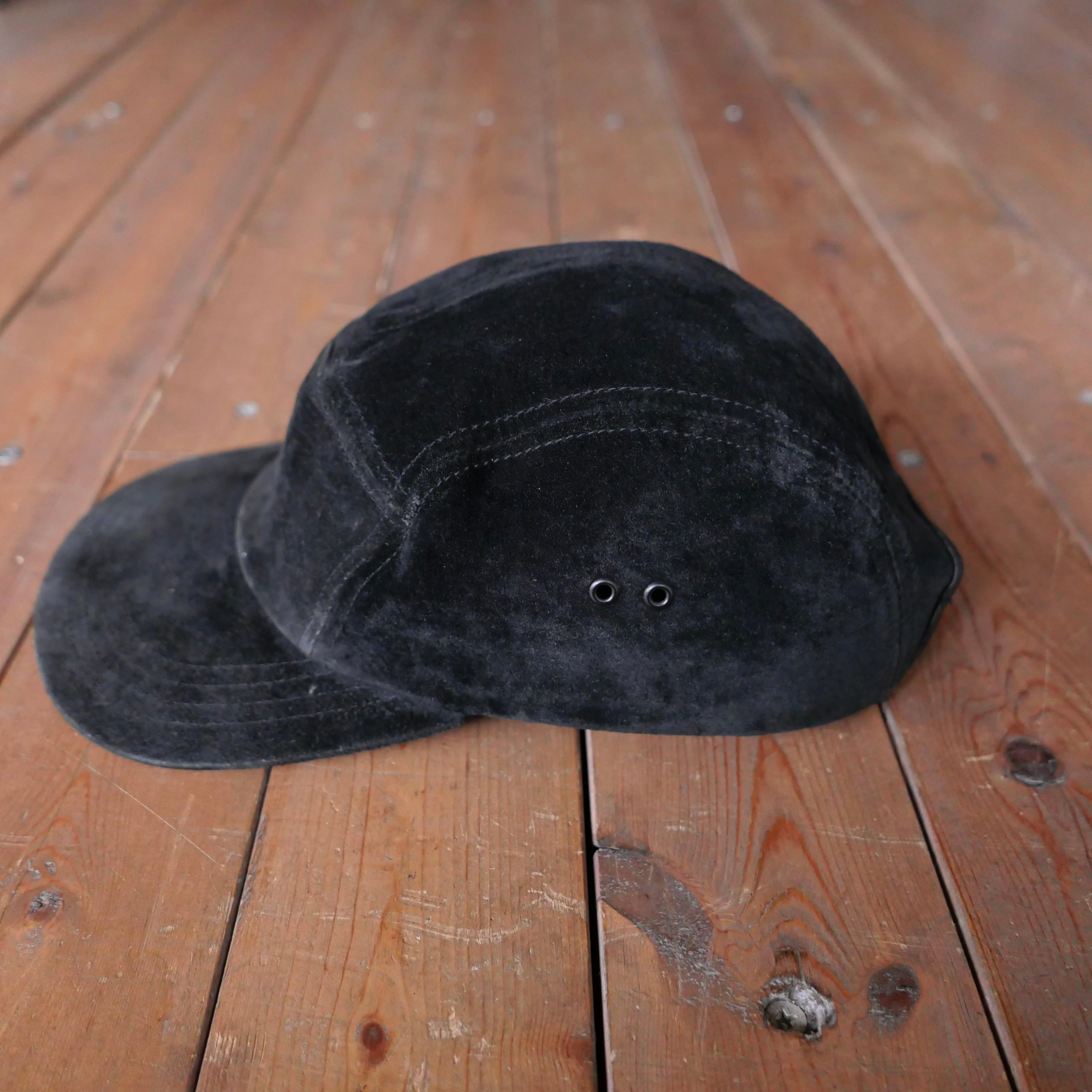 Hender Scheme BLACK SUEDE JET CAP | safarionline