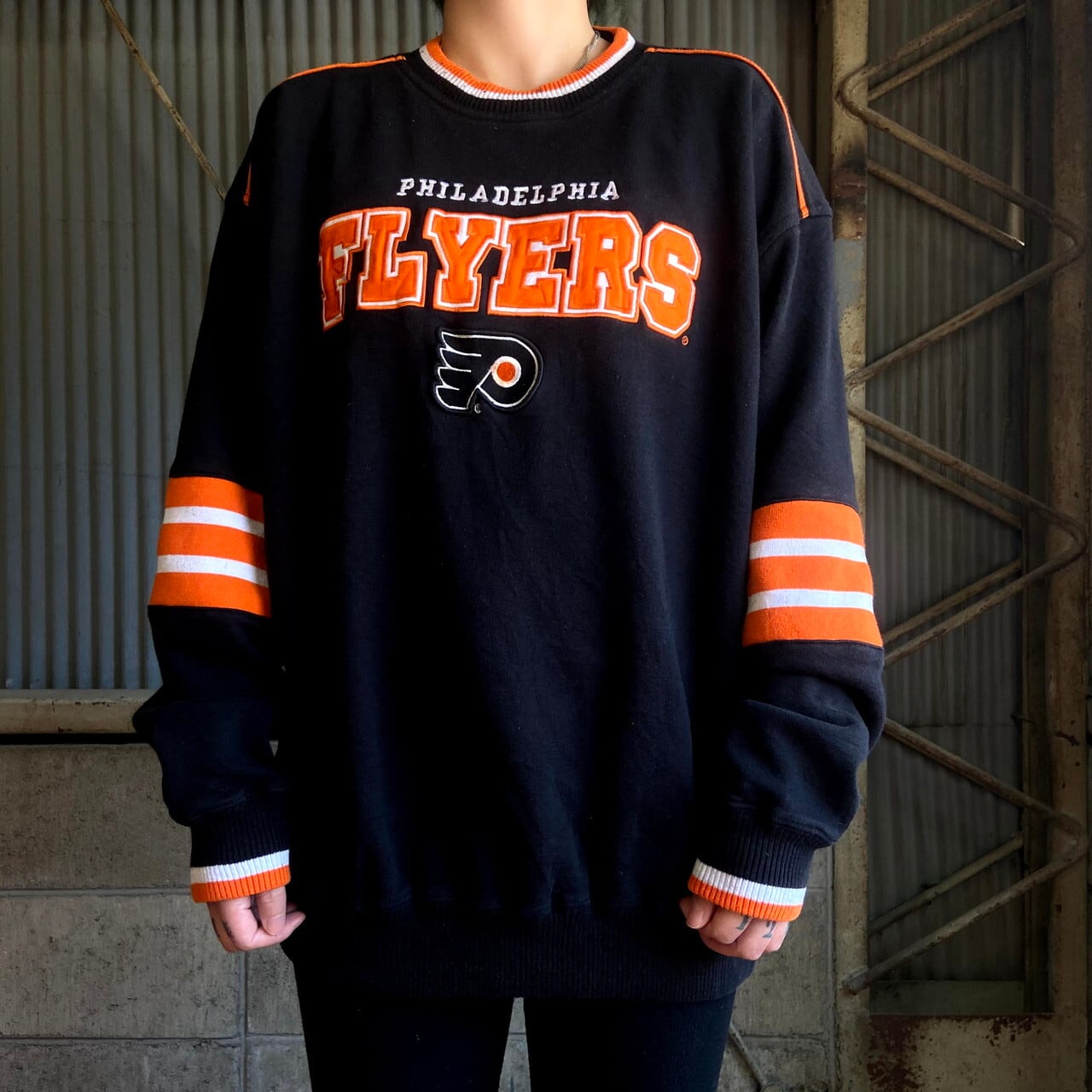 NHLセイバーズ リーボック 刺繍 スウェット トレーナー 黒 2XL 90s